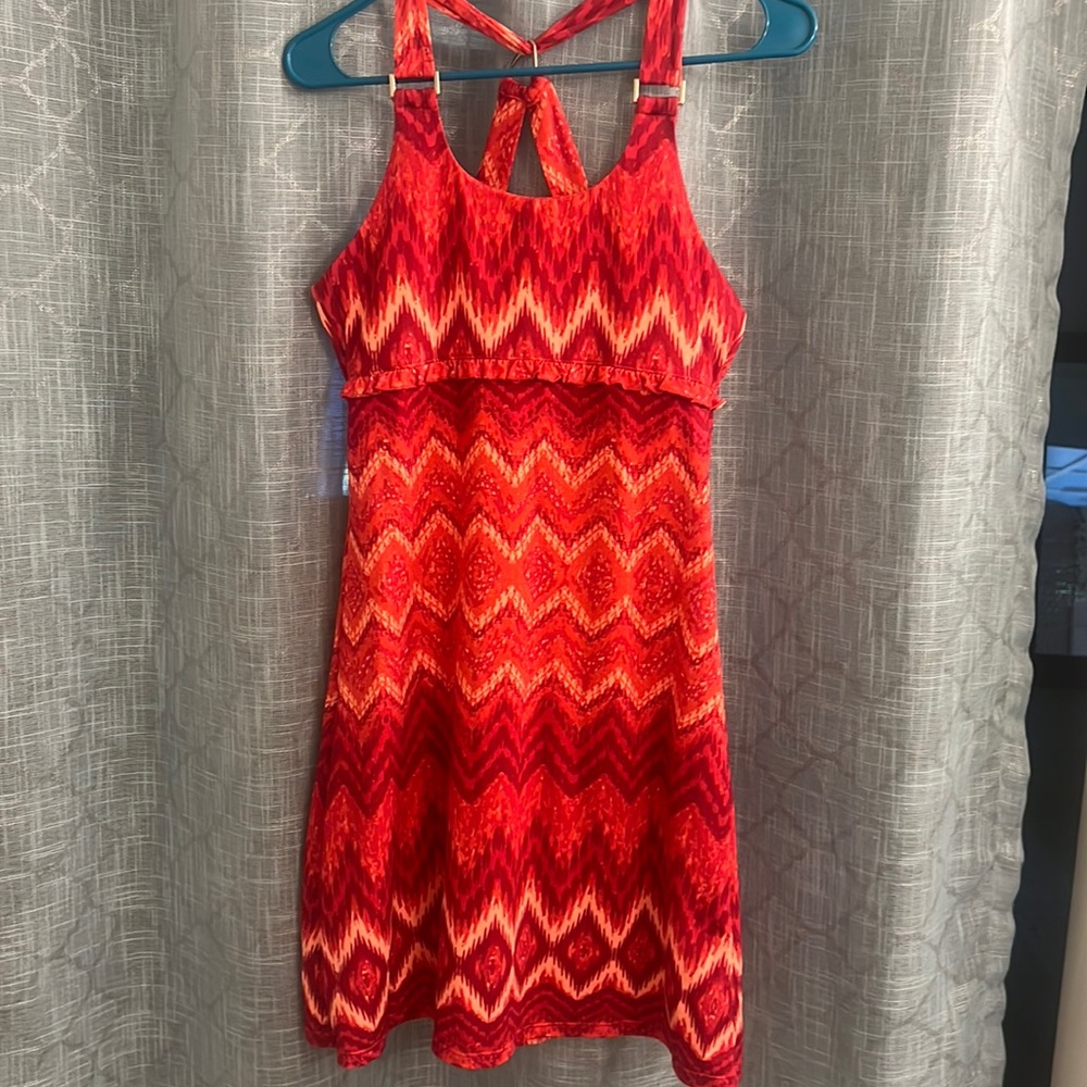 Beautiful athletic sundress by Kyodan!